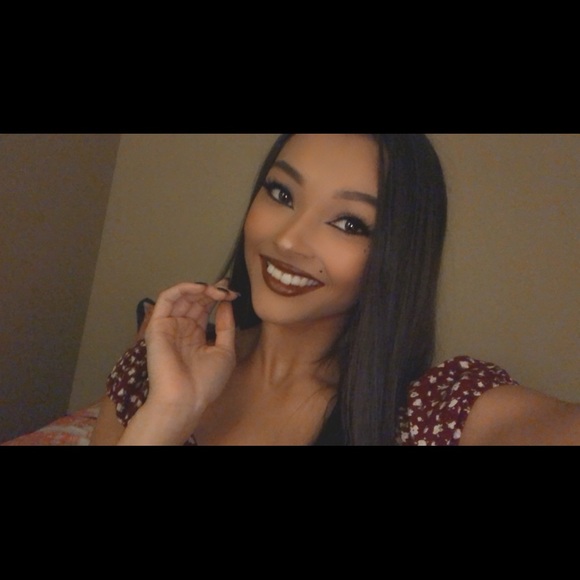 Meet your Posher, Kierstin - Picture 1 of 1